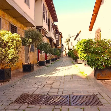 公寓 Stylish Flat In Kaleici Near Hadrian's Gate